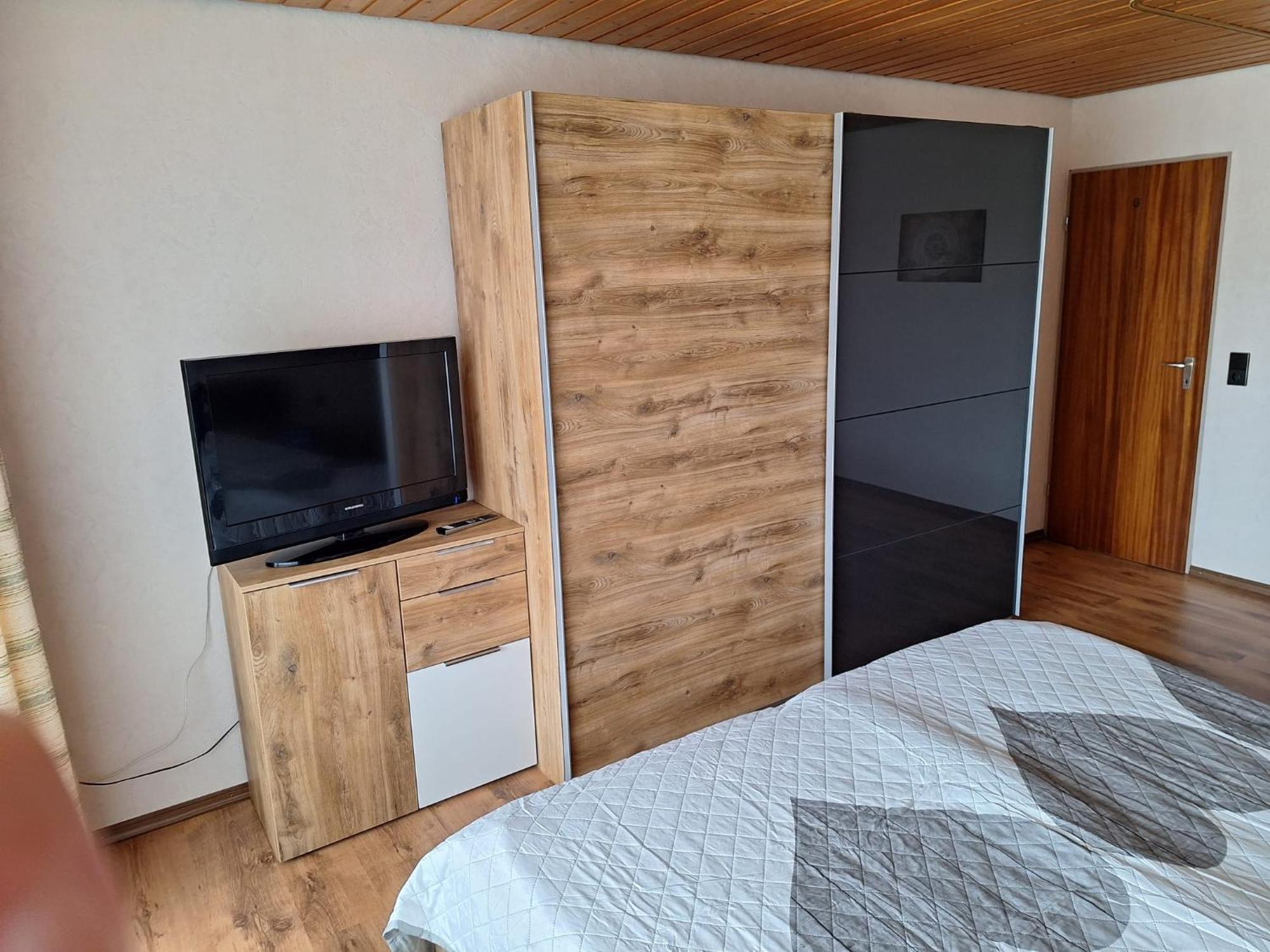 Schoene 2 1/2 Zimmer Ferienwohnung In Oberstaufen - Hoamatle - Екстериор снимка